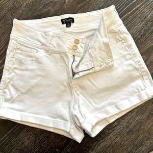 Thalia soft jean shorts. Bright white, not off white